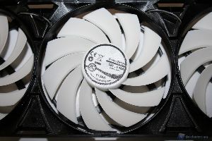 00052 ARCTIC_COOLING_ACCELERO_XTREME_7970_WWW.XTREMEHARDWARE.COM